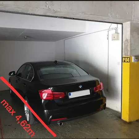 Near Beach With Garage And Balcony * Split